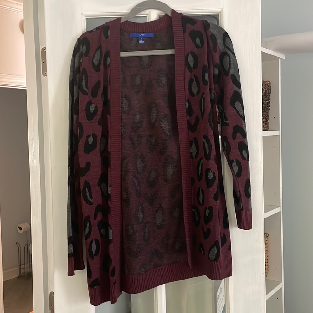 APT 9 burgundy cardigan